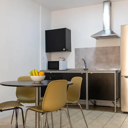Picasso's Neighbor Apartment
